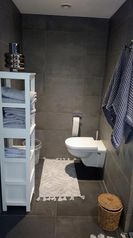 Maurers Schlierseetraum 6, Studio 455 mit 42 qm neu renoviert, Erdgeschoss mit Terrasse in ruhiger Lage am Kirchbichlweg 8 Exterior foto